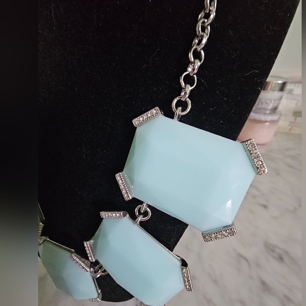 Nwot Banana Republic Blue glass Square Statement Necklace with Rhinestones - Picture 15 of 16